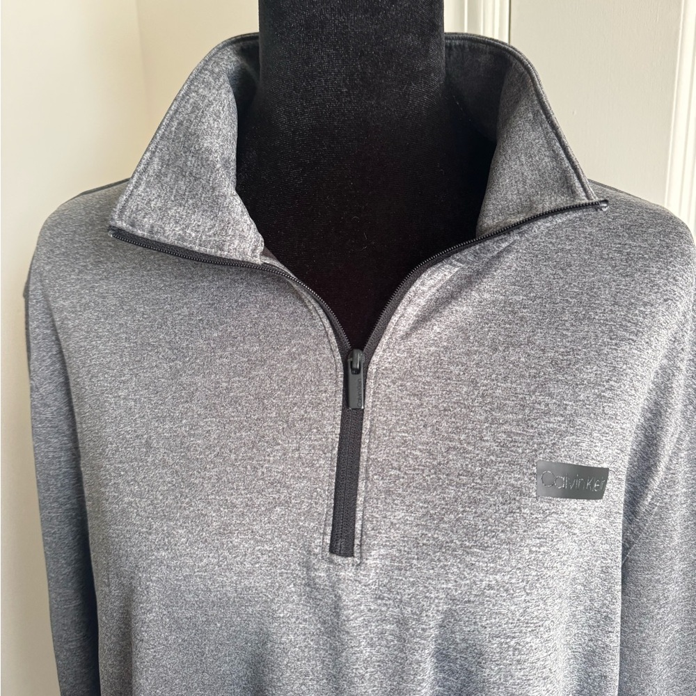 Calvin Klein Men's Gray Pullover Mock Neck 1/4 Zip Activewear Top Size L